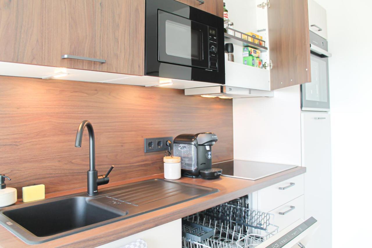 Special - Stadtnah, Balkon, Parkplatz, E-ladestation, Gitterbox Fuer Fahrraeder, Fitnessstudio Apartment *