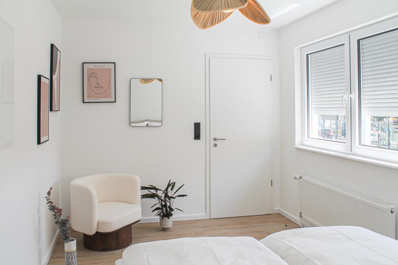 Special - Stadtnah, Balkon, Parkplatz, E-ladestation, Gitterbox Fuer Fahrraeder, Fitnessstudio Koblenz (Rhineland-Palatinate)