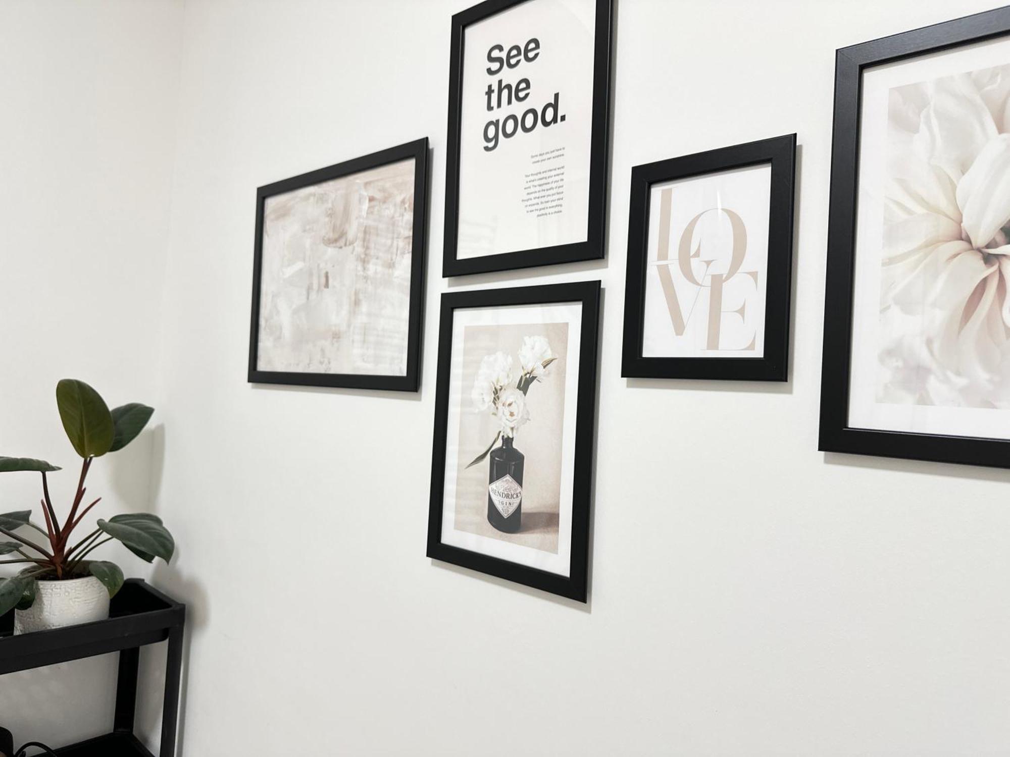 Apartment Special - Stadtnah, Balkon, Parkplatz, E-ladestation, Gitterbox Fuer Fahrraeder, Fitnessstudio *
